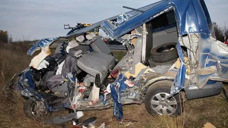 O nouă tragedie în Ungaria: Trei morţi şi cinci răniţi într-un accident cu un autocar românesc