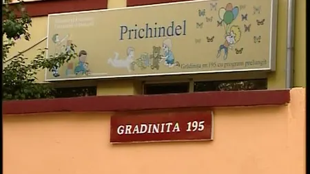 Părinţii copilului căzut în cap la o grădiniţă din Capitală cer daune morale de 300.000 de euro