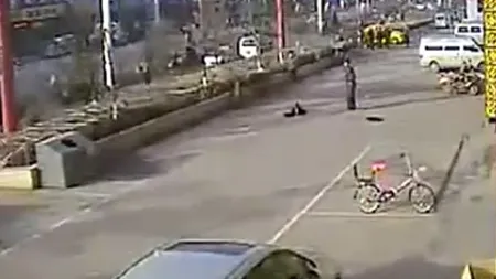 Un bărbat ucide o femeie pe care nu a reușit să o violeze VIDEO