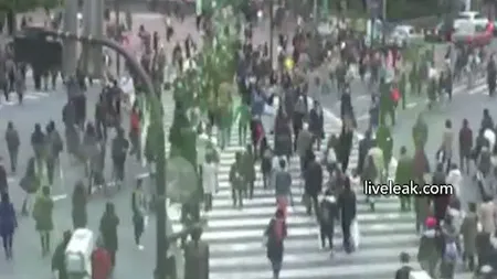 Cea mai aglomerată trecere de pietoni din lume VIDEO