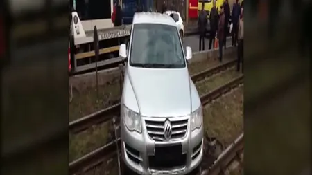 Tramvaie blocate în cartierul Drumul Taberei din Bucureşti VIDEO