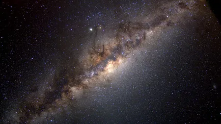 Astronomii au descoperit adevărata culoare a Căii Lactee