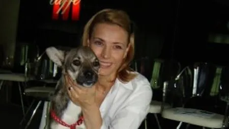 Monica Davidescu: Soluţia pentru câinii comunitari o reprezintă adăposturile mici