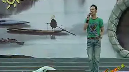 Un cântăreţ român de muzică pop a câştigat inimile chinezilor VIDEO