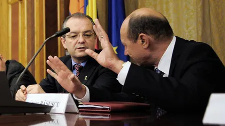 Viscolul le-a stricat întâlnirile lui Băsescu şi Boc