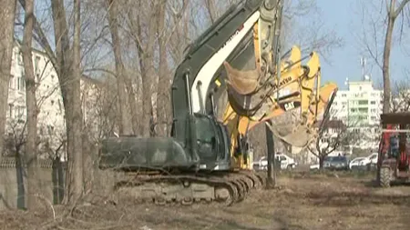 Un copil de 14 ani a fost strivit de un buldozer la groapa de gunoi din Reşiţa