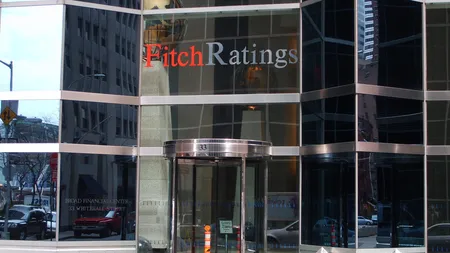 Fitch a modificat perspectiva ratingului UniCredit Ţiriac Bank de la stabilă la negativă