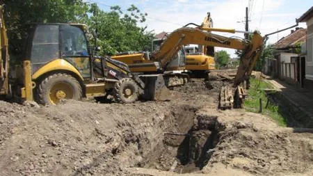 Sorin Oprescu: În 2016, toate străzile din Capitală vor avea apă şi canalizare