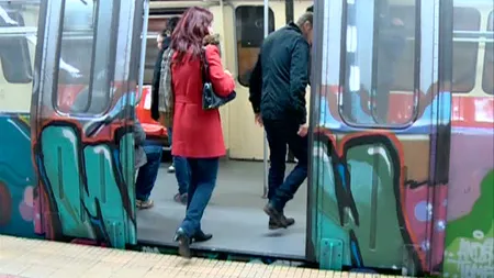 Sinucidere de Anul Nou. O tânără s-a aruncat în faţa metroului