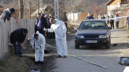 Poliţistul din Argeş care a împuşcat un tânăr şi apoi şi-a tras un glonţ în cap a fost înmormântat