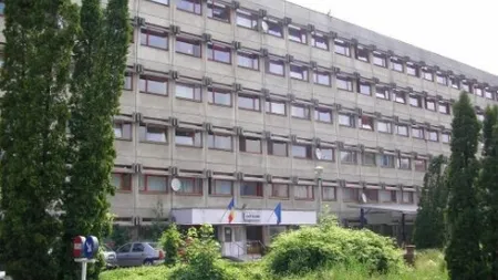 O femeie a murit după s-a aruncat de la etajul nouă al Spitalului Județean din Timișoara