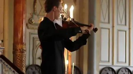 VIRAL Ce reacţie are un violonist întrerupt în timpul concertului de un telefon