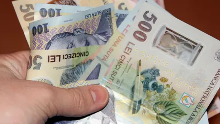 Cursul a fluctuat uşor sub 4,35 lei/euro la finalul zilei, după o sesiune liniştită