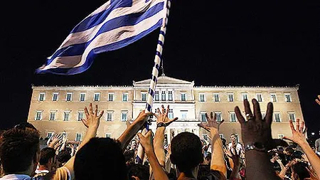 Proteste violente la Atena. Luni se discută la Bruxelles împrumutul salvator pentru Grecia
