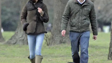 Cu cine se plimbă Kate Middleton, când prinţul William nu e acasă GALERIE FOTO