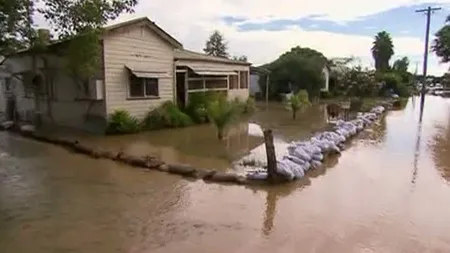 Australia, lovită de cele mai puternice inundaţii din ultimii 50 de ani VIDEO