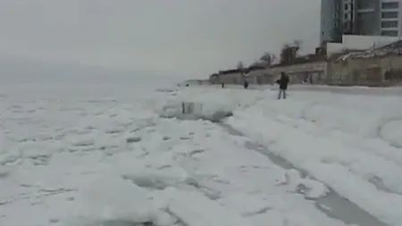 Sunete ciudate la Malul Mării în Ucraina VIDEO