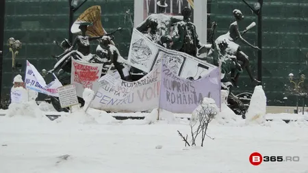 Ziua 22 de proteste. Vezi cine a mai protestat în Piaţa Universităţii