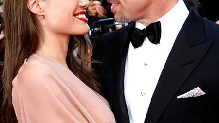 Angelina Jolie şi Brad Pitt se vor căsători anul acesta, înainte de naşterea gemenilor