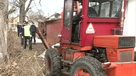 Directoarea şcolii din Viişoara, unde trei copii au căzut în fosa septică, schimbată din funcţie