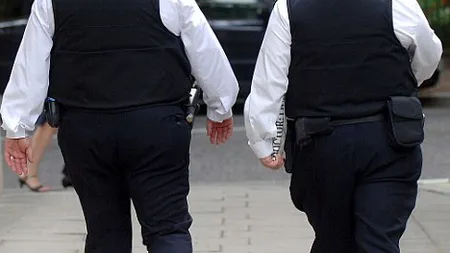 Marea Britanie vrea să taie salariile poliţiştilor supraponderali