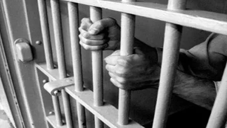 Un român deţinut într-o închisoare din Elveţia, spitalizat în urma unui incendiu în celulă