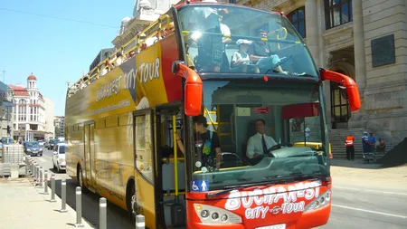 Transport gratuit cu un autobuz etajat la BRD Năstase Ţiriac Trophy
