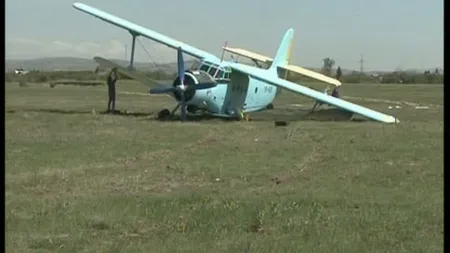 Un avion utilitar a aterizat forţat în Prahova VIDEO