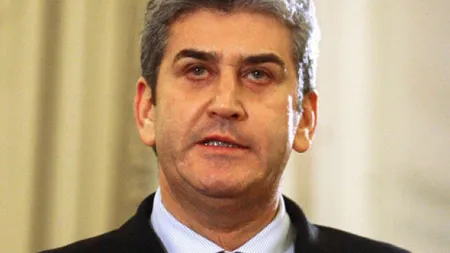 Vizită fulger a ministrului Apărării Gabriel Oprea la Chişinău