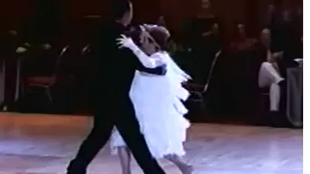 Cum a uimit o bătrânică de 94 de ani publicul unui concurs, dansând quickstep VIDEO