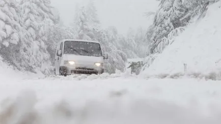 Fenomen meteo extrem, la Sarajevo: A nins abundent, după un weekend cu 30 de grade FOTO