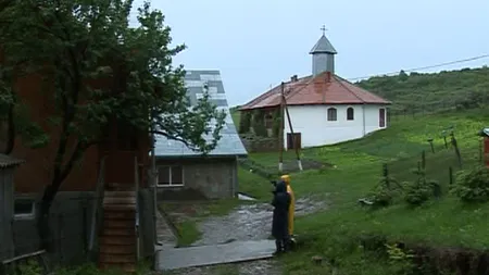 PROTEST la mănăstirea Cârnu din Buzău VIDEO