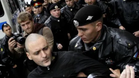 Confruntări la Moscova: Liderul Frontului Stângii, Serghei Udalţov, a fost reţinut