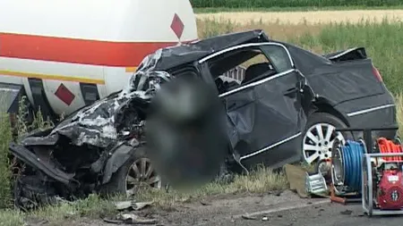 Viteza face victime: Trei tineri au murit într-un cumplit accident VIDEO