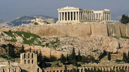 Un grec şi-a încheiat socotelile cu viaţa şi cu criza aruncându-se de pe Acropole