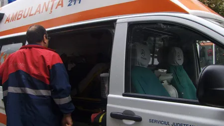 Accident de microbuz în Jilavele: 12 oameni au fost răniţi VEZI IMAGINI DE LA ACCIDENT