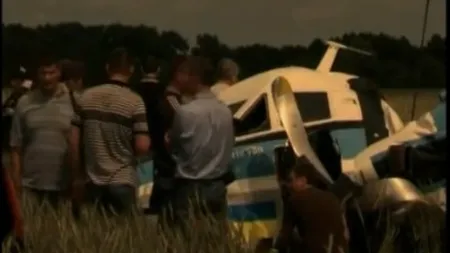 TRAGEDIE AVIATICĂ LA KIEV: Cinci morţi şi 13 răniţi după prăbuşirea unui avion