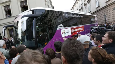 Euro 2012: Anglia, batjocorită de irlandezi la sosirea în Polonia VIDEO
