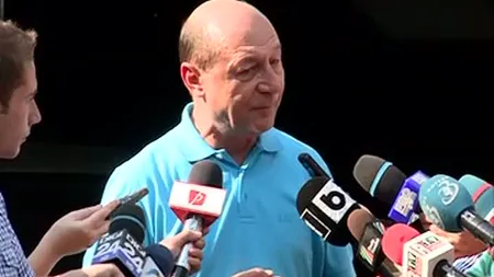 Băsescu: USL fraudează. Dacă şi referendumul tău îl furi, ce-ţi mai rămâne, ţara cu totul? VIDEO