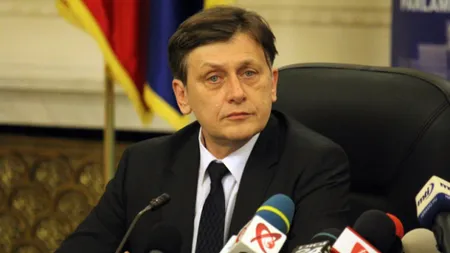 Crin Antonescu: Suspendarea s-a petrecut într-un cadrul perfect constituţional