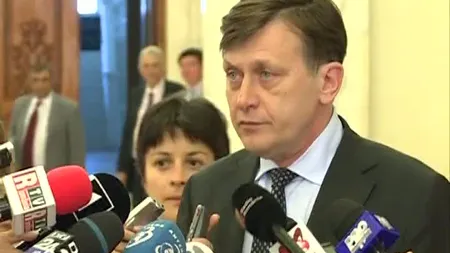 Antonescu, întrebat despre o posibilă suspendarea lui Băsescu: Discutăm când va fi de actualitate