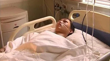 A rămas fără picioare după ce a încercat să salveze un sinucigaş VIDEO