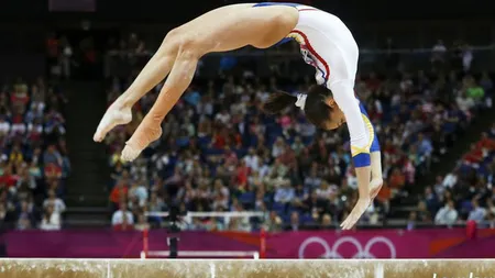 Trei medalii de aur pentru gimnaştii români, la Cupa Mondială de la Doha