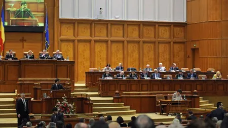 Parlamentul convocat în sesiune extraordinară pentru discursul lui Ponta