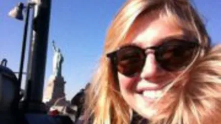 Sfârşit tragic: Fiica unui bancher a murit după ce a căzut de pe tocuri