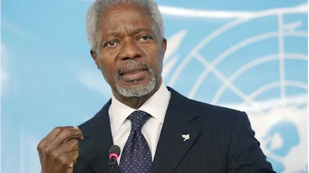 Kofi Annan demisionează din funcţia de emisar internaţional pentru Siria