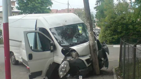 Doi tineri au murit într-un accident rutier în judeţul Iaşi