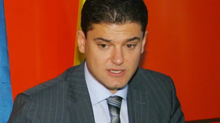 Boureanu, despre privatizarea Oltchim: Îl felicit pe Dan Diaconescu că şi-a realizat visul