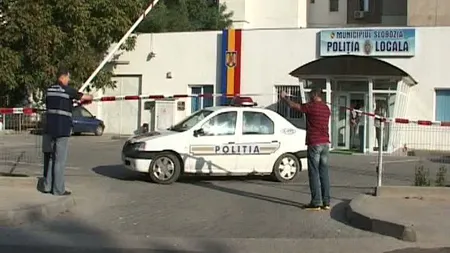 Un poliţist din Slobozia s-a împuşcat în cap. Bărbatul ar fi fost depresiv din cauza divorţului