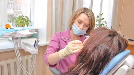 80% dintre români au probleme dentare. Vezi cele mai frecvente afecțiuni